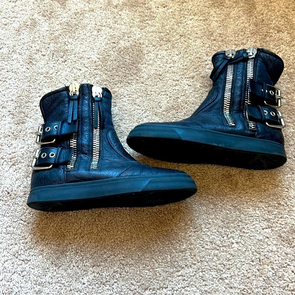 Giuseppe Zanotti leather and sheepskin ankle boots